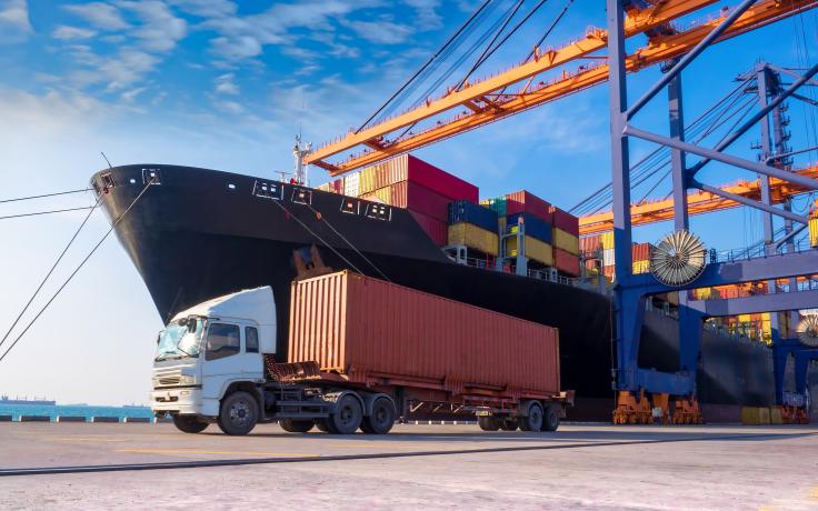 شحن دولي إلى جميع دول الخليج